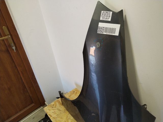 bontott BMW 2 Bal első Sárvédő