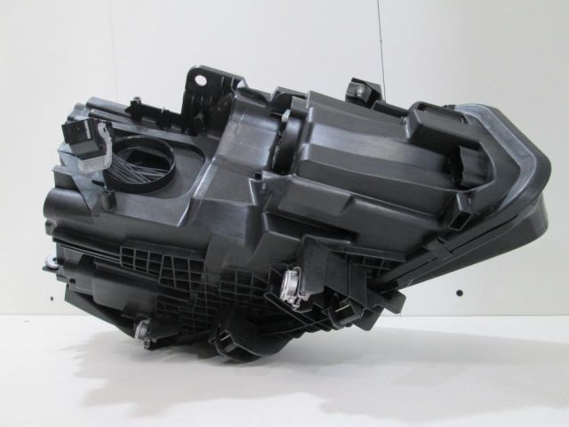 bontott BMW 2 Bal Fényszóró