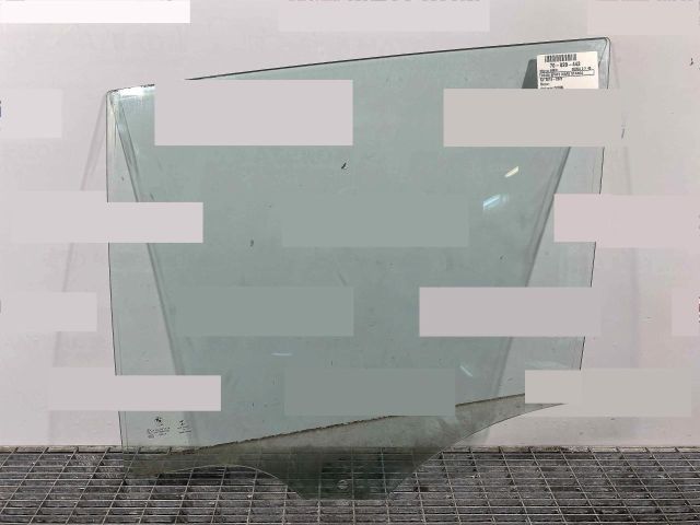 bontott BMW 2 Bal hátsó Ablak