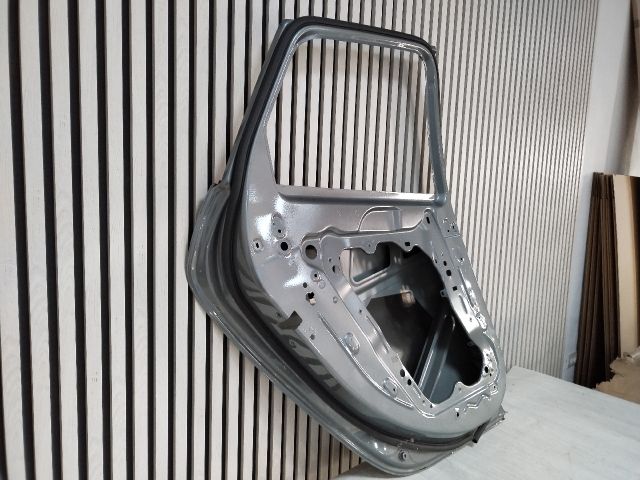 bontott BMW 2 Bal hátsó Ajtó (Üres lemez)