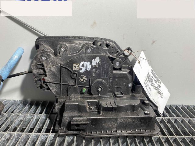 bontott BMW 2 Bal hátsó Ajtózár