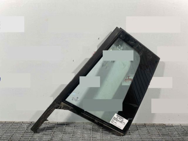 bontott BMW 2 Bal hátsó Fixüveg (Ajtóban)