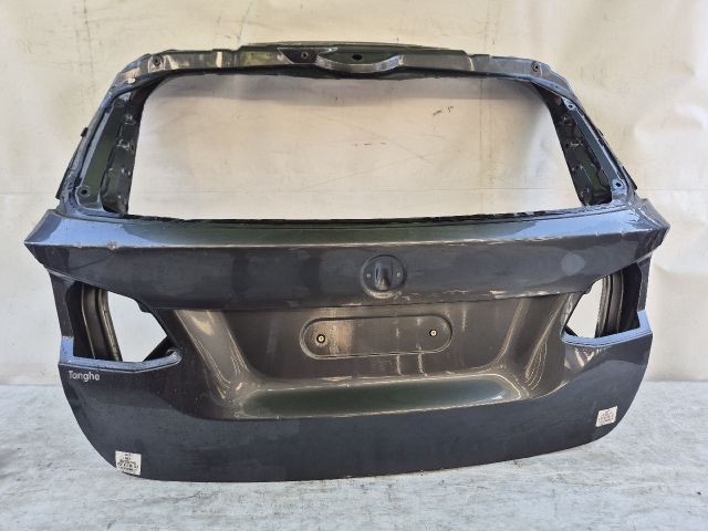 bontott BMW 2 Csomagtérajtó (Üres lemez)