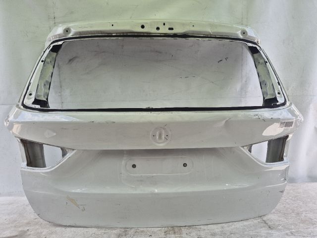 bontott BMW 2 Csomagtérajtó (Üres lemez)