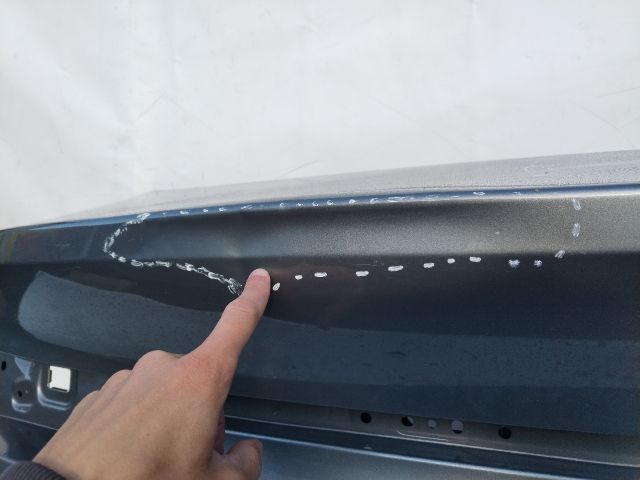 bontott BMW 2 Csomagtérajtó (Üres lemez)