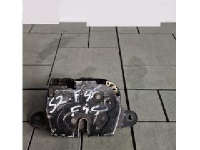 bontott BMW 2 Csomagtérajtó Zárszerkezet