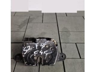 bontott BMW 2 Csomagtérajtó Zárszerkezet