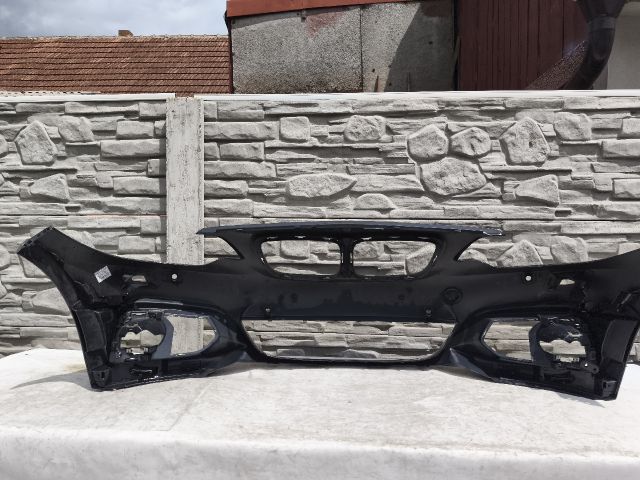 bontott BMW 2 Első Lökhárító (Részeivel)