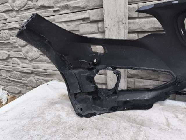 bontott BMW 2 Első Lökhárító (Részeivel)