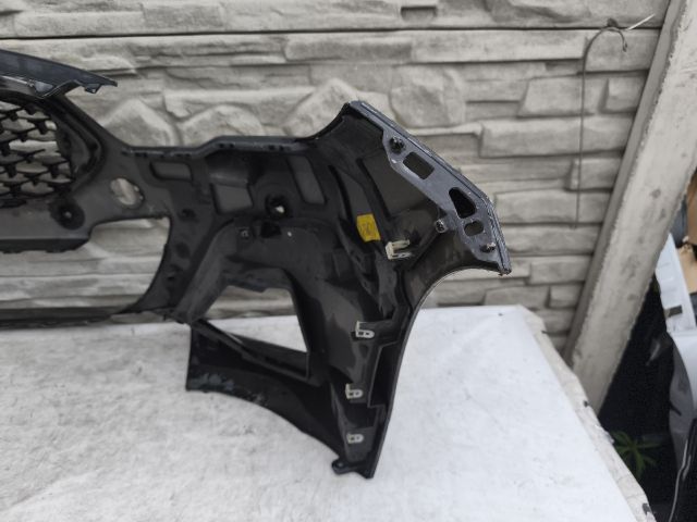 bontott BMW 2 Első Lökhárító (Részeivel)