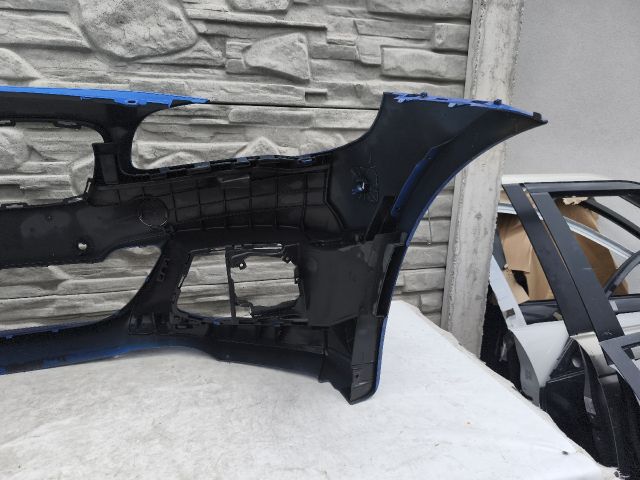 bontott BMW 2 Első Lökhárító (Részeivel)