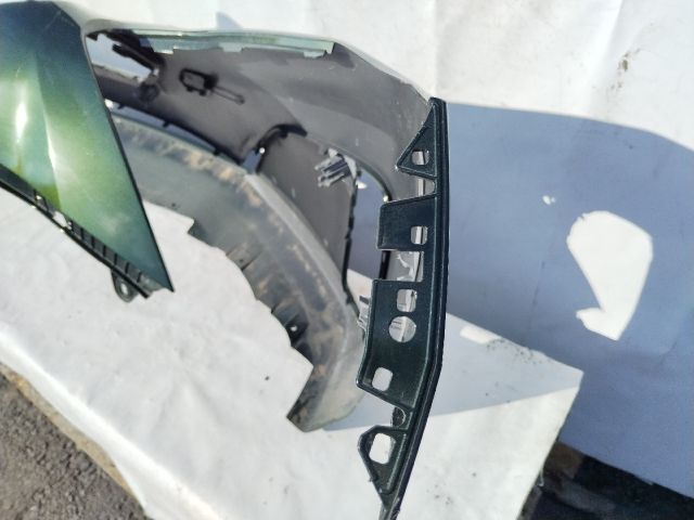 bontott BMW 2 Első Lökhárító (Üresen)