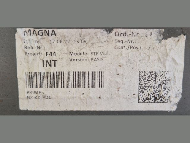 bontott BMW 2 Első Lökhárító (Üresen)