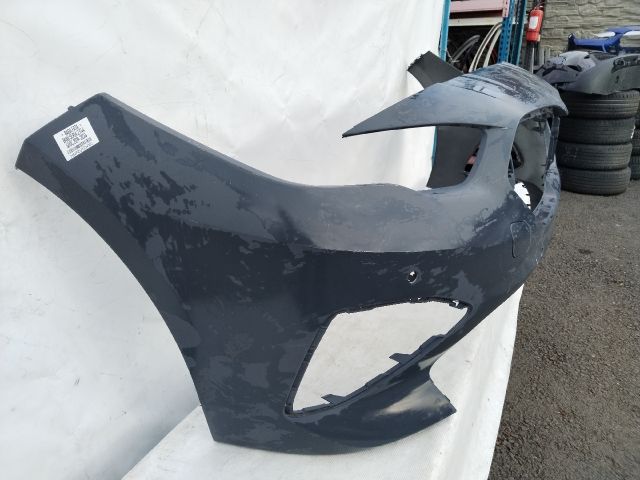 bontott BMW 2 Első Lökhárító (Üresen)