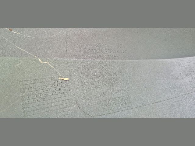 bontott BMW 2 Első Lökhárító (Üresen)