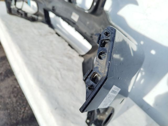 bontott BMW 2 Első Lökhárító (Üresen)