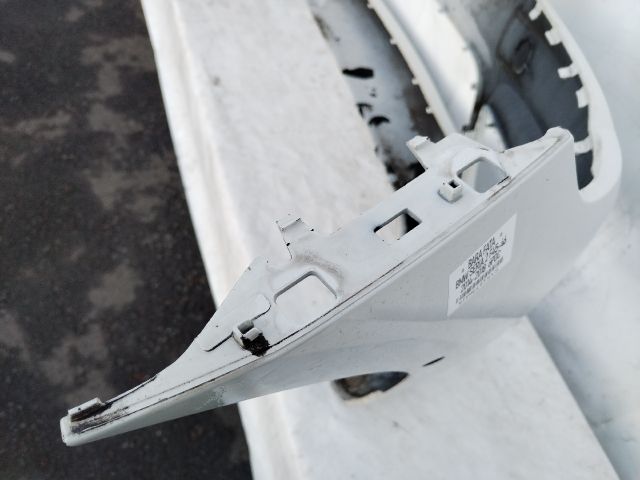 bontott BMW 2 Első Lökhárító (Üresen)