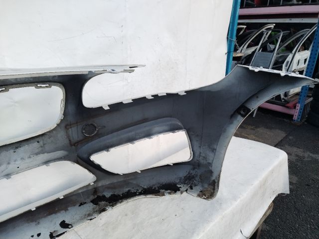 bontott BMW 2 Első Lökhárító (Üresen)