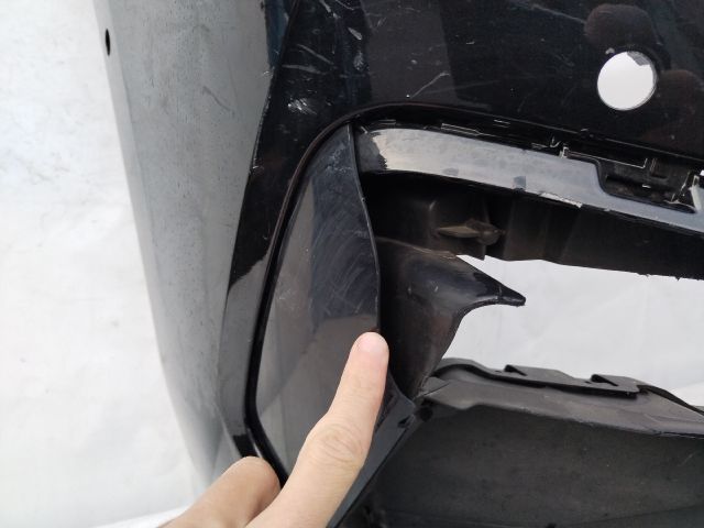 bontott BMW 2 Első Lökhárító (Üresen)