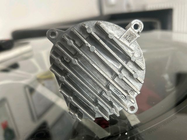 bontott BMW 2 Fényszóró Elektronika