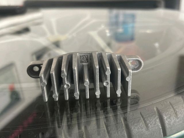 bontott BMW 2 Fényszóró Elektronika