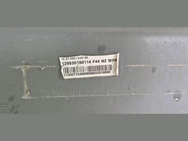 bontott BMW 2 Hátsó Lökhárító (Üresen)