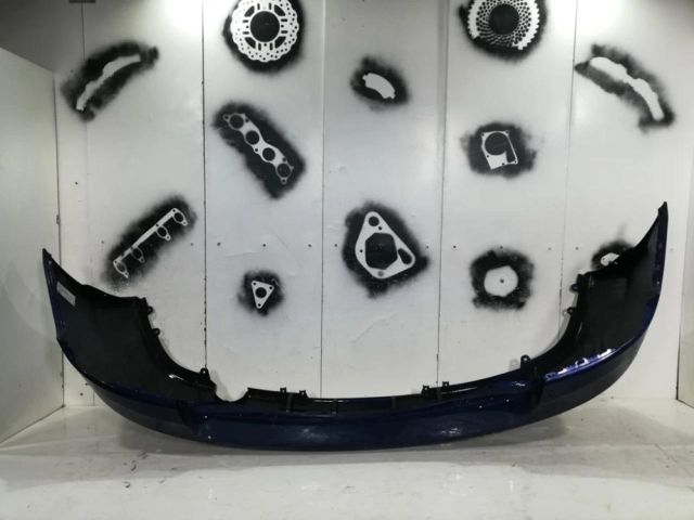 bontott BMW 2 Hátsó Lökhárító (Üresen)