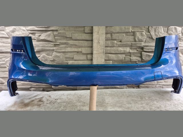 bontott BMW 2 Hátsó Lökhárító (Üresen)