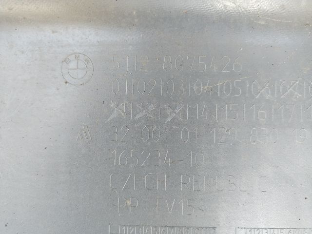 bontott BMW 2 Hátsó Lökhárító (Üresen)