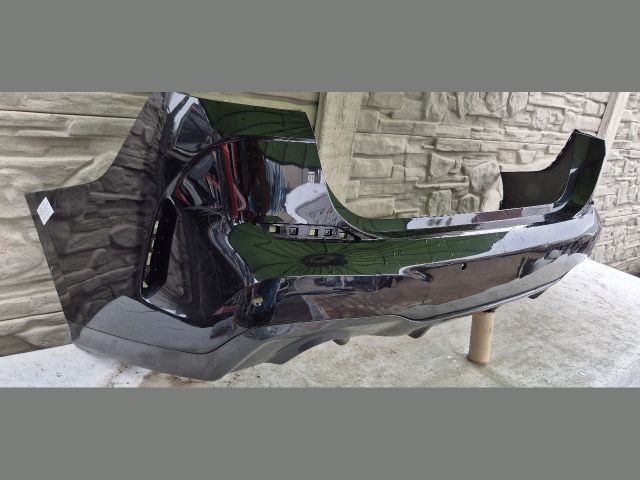 bontott BMW 2 Hátsó Lökhárító (Üresen)