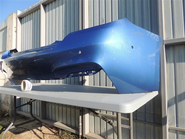 bontott BMW 2 Hátsó Lökhárító (Üresen)