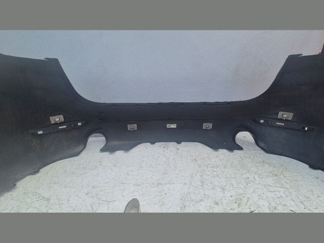 bontott BMW 2 Hátsó Lökhárító (Üresen)