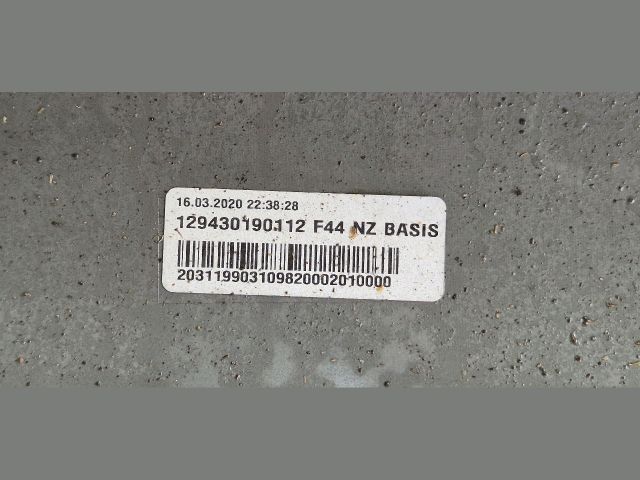 bontott BMW 2 Hátsó Lökhárító (Üresen)