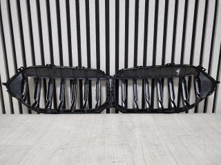 bontott BMW 2 Hűtőrács