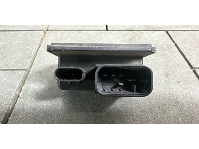 bontott BMW 2 Izzító Relé