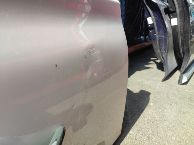 bontott BMW 2 Jobb első Ajtó (Üres lemez)