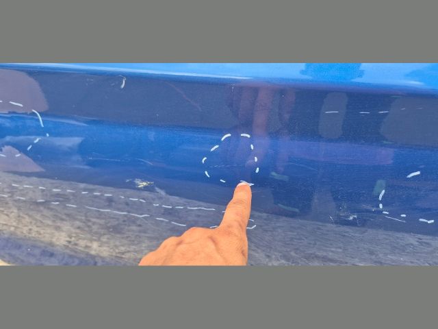 bontott BMW 2 Jobb első Ajtó (Üres lemez)