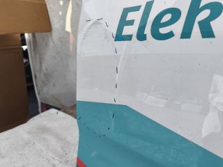 bontott BMW 2 Jobb első Ajtó (Üres lemez)