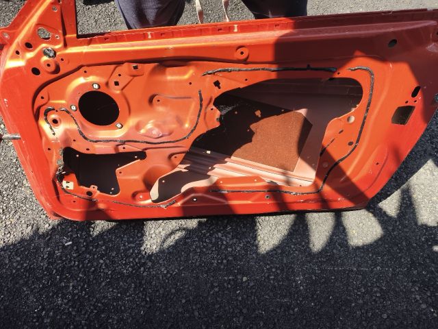 bontott BMW 2 Jobb első Ajtó (Üres lemez)