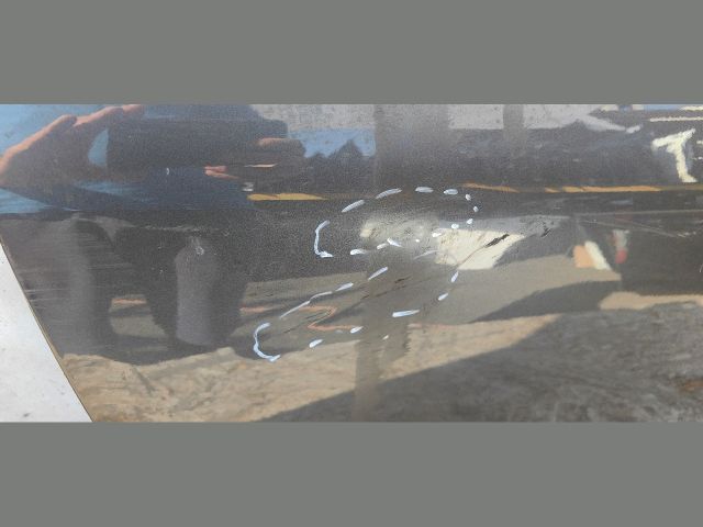 bontott BMW 2 Jobb első Ajtó (Üres lemez)