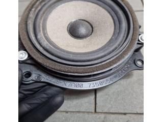 bontott BMW 2 Jobb első Hangszóró