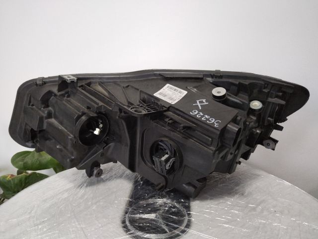 bontott BMW 2 Jobb Fényszóró