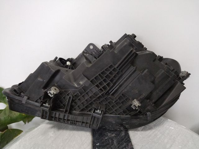 bontott BMW 2 Jobb Fényszóró