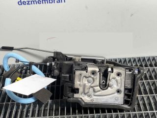 bontott BMW 2 Jobb hátsó Ajtózár