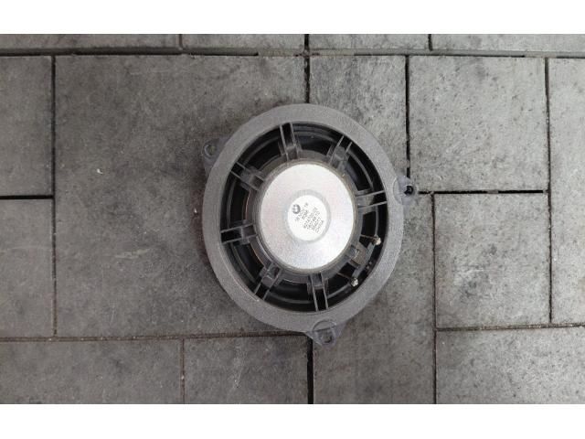 bontott BMW 2 Jobb hátsó Hangszóró