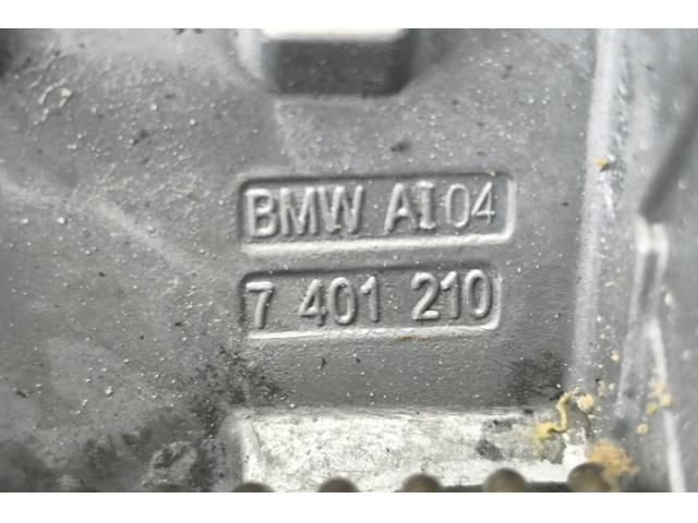 bontott BMW 2 Jobb hátsó Külső Kilincsfészek