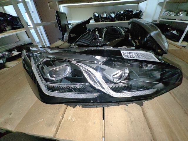 bontott BMW 2 Jobb Ledes Fényszóró