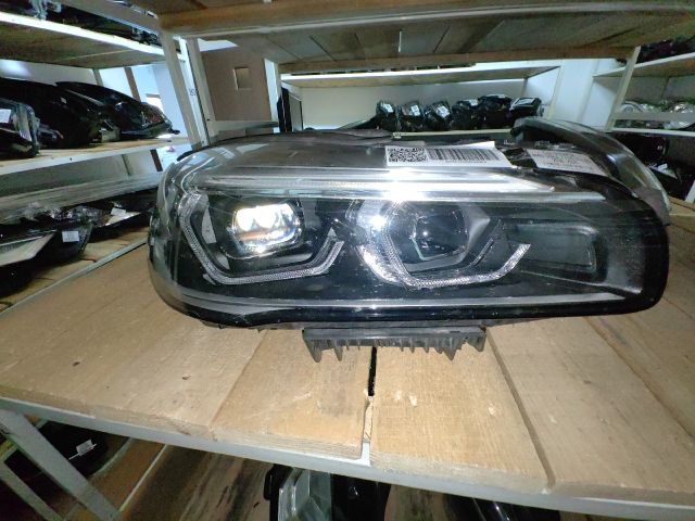 bontott BMW 2 Jobb Ledes Fényszóró