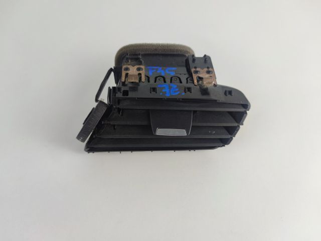 bontott BMW 2 Jobb Szellőző