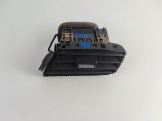 bontott BMW 2 Jobb Szellőző